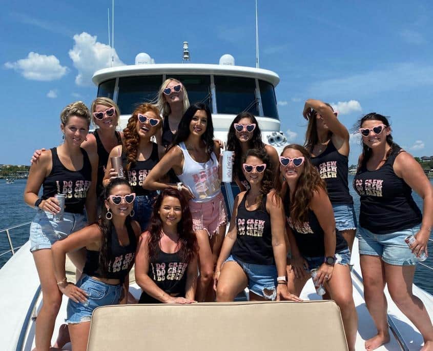 4-hour luxury yacht rental in Destin, FL